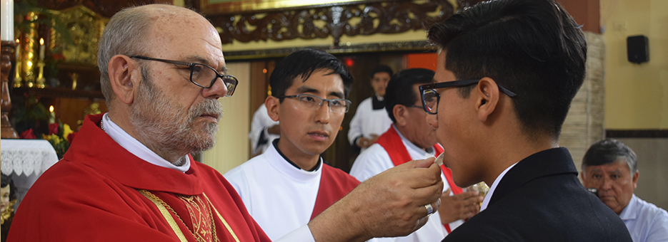 Obispo del Callao preside Confirmación en la P. 